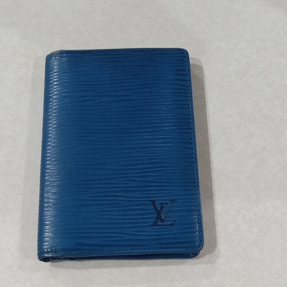 Louis Vuitton Blue Leather Card Holder - Picture 1 of 9